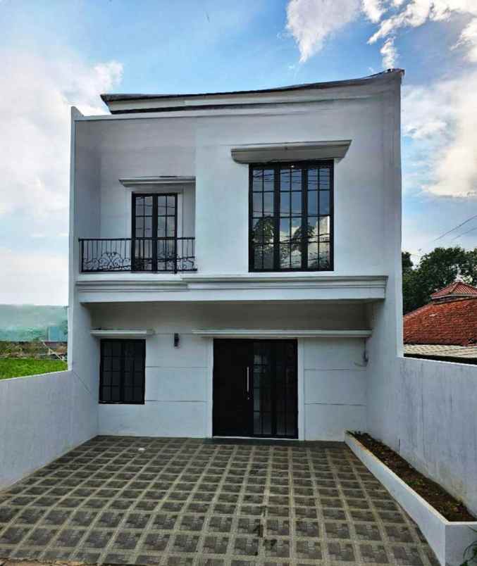 dijual rumah jln mandor samin
