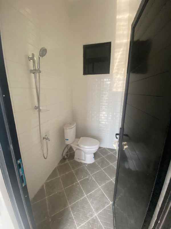 dijual rumah jln mandor samin