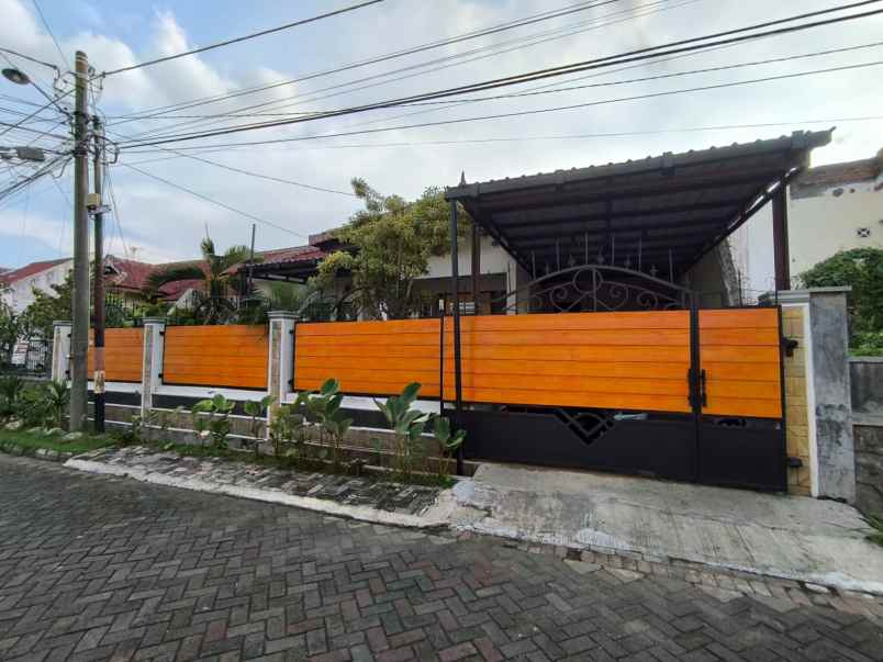 dijual rumah joyoagung