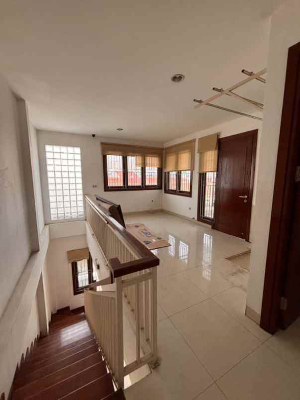 dijual rumah kelapa gading bcs