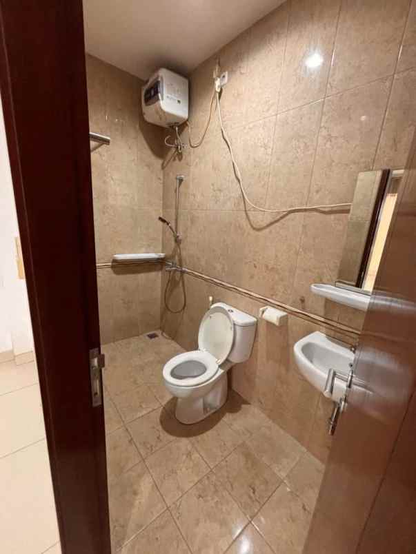 dijual rumah kelapa gading bcs