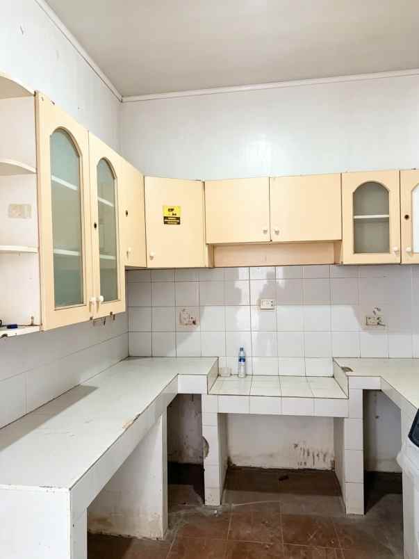 dijual rumah kemang pratama