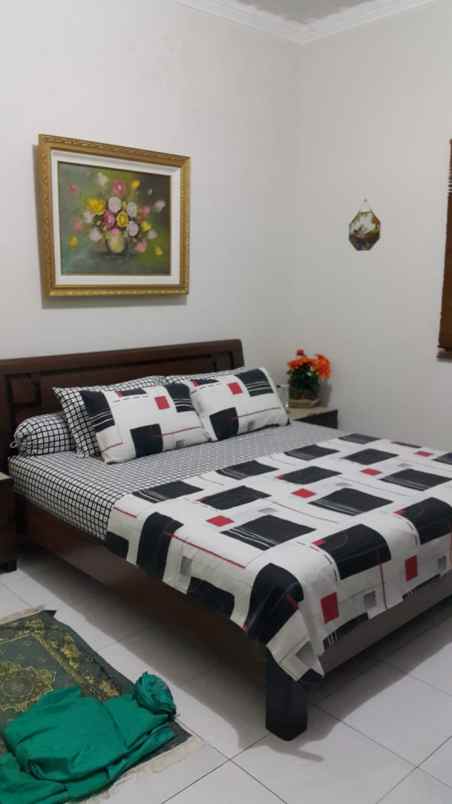 dijual rumah kendang sari rumah induk