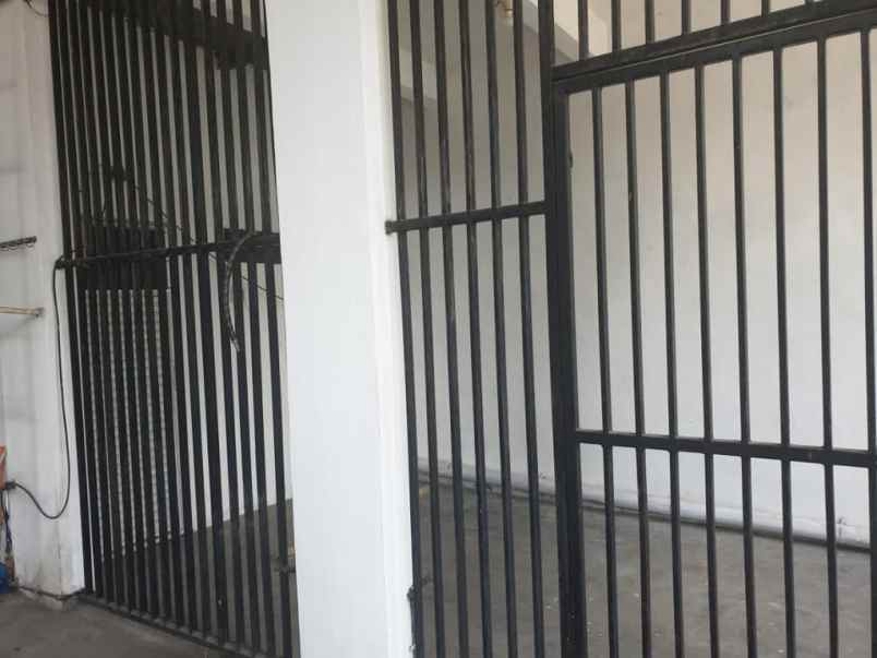 dijual rumah klampis semolo timur