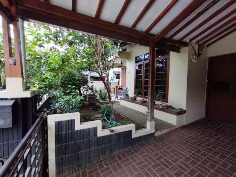 dijual rumah komplek cipta graha gunung batu pasteur