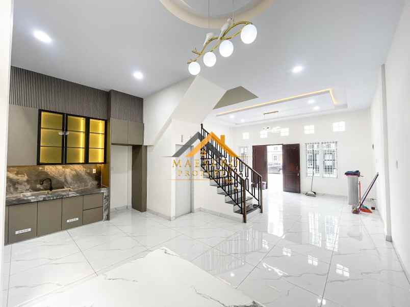 dijual rumah komplek kirribili jl