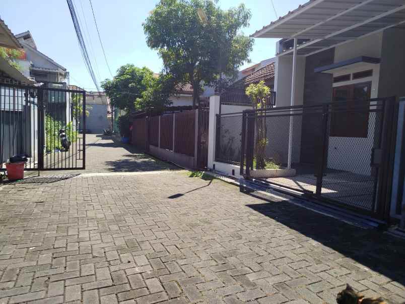 dijual rumah komplek margawangi raya