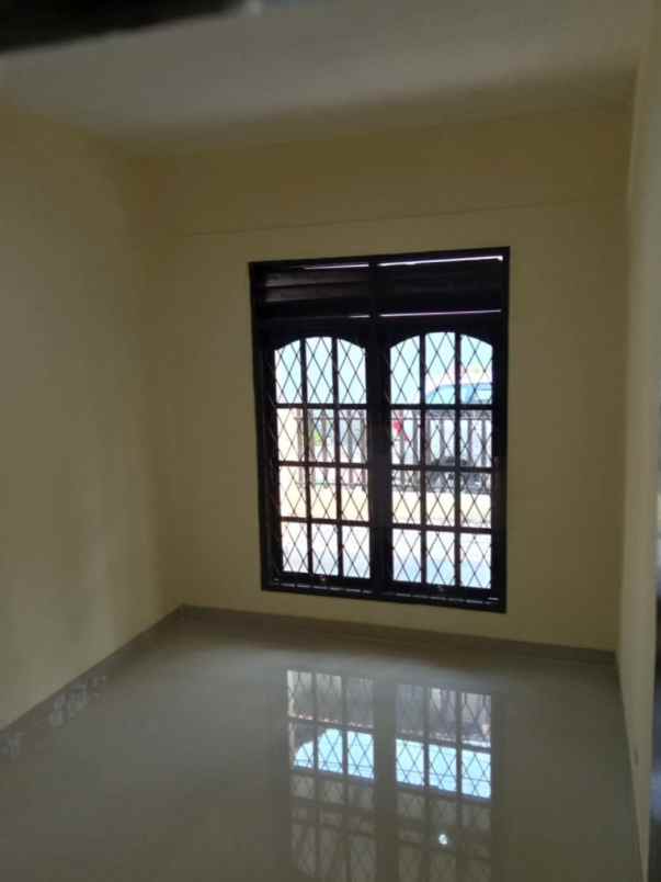 dijual rumah komplek patria jaya