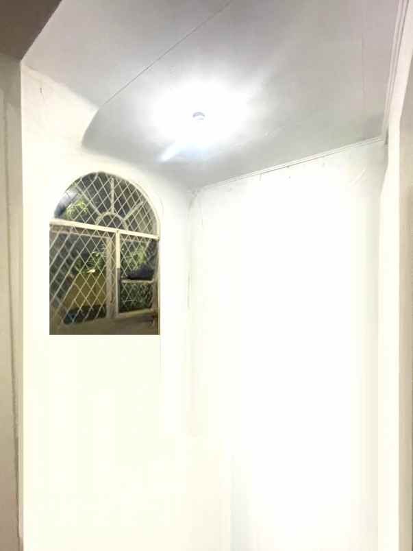 dijual rumah komplek regensi melati mas