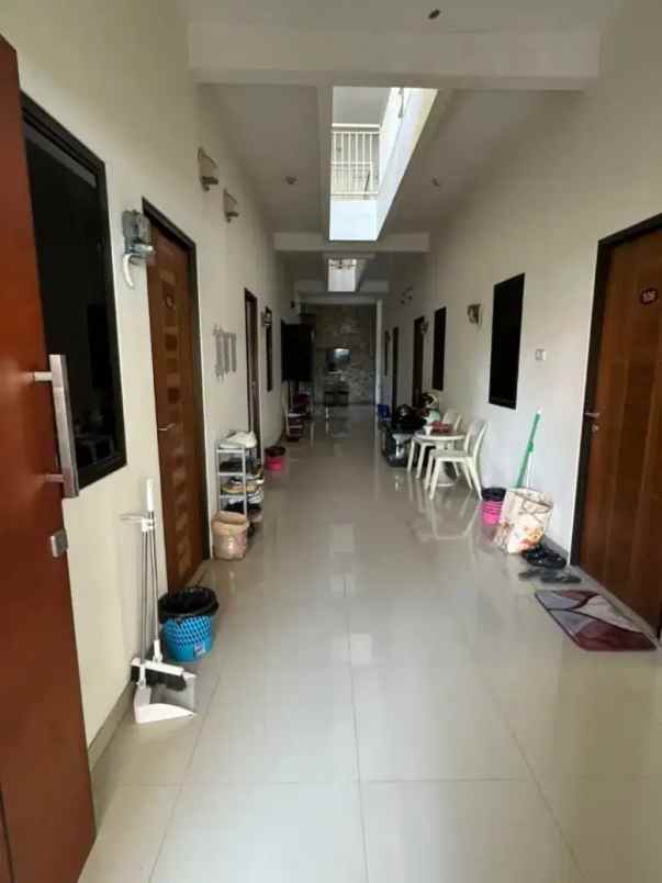 dijual rumah kost dukuh kupang timur surabaya