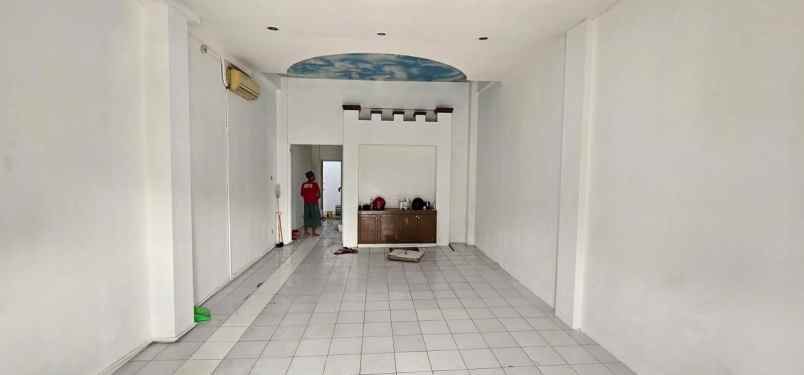 dijual rumah landmark kayoon embong
