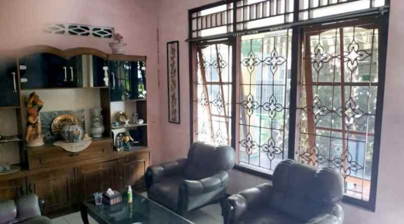 dijual rumah lokasi strategis