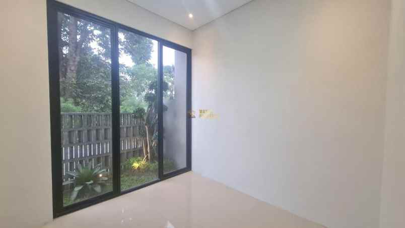 dijual rumah maguwoharjo kec depok kab