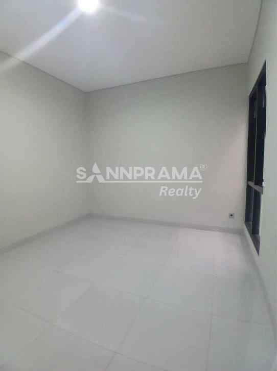 dijual rumah mampang