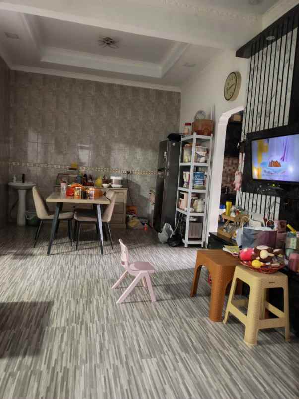 dijual rumah margahayu raya