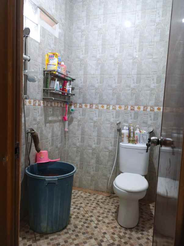 dijual rumah margahayu raya