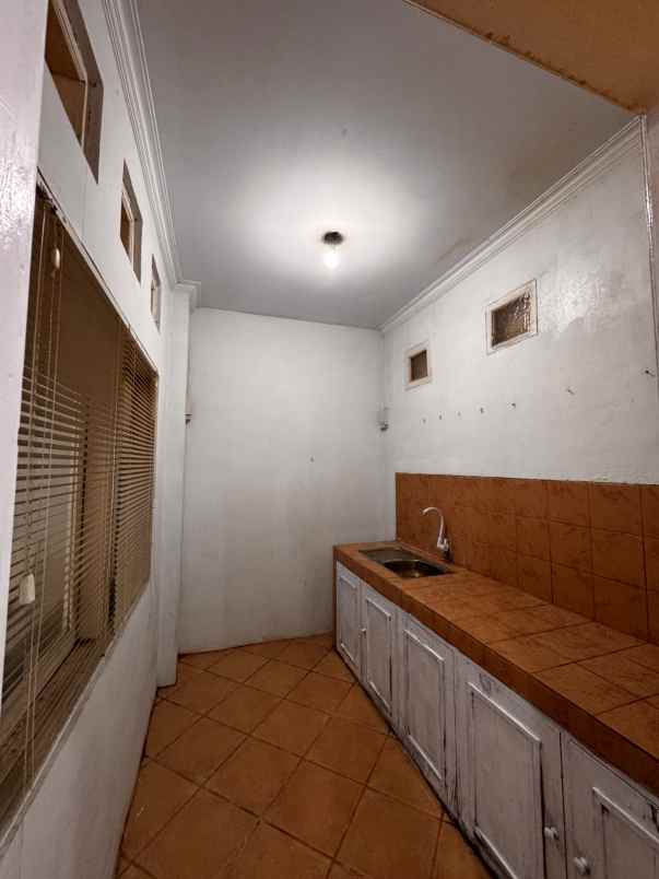 dijual rumah margahayu raya