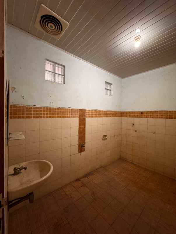 dijual rumah margahayu raya
