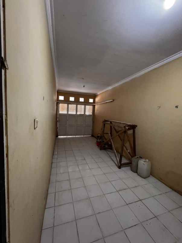 dijual rumah margahayu raya