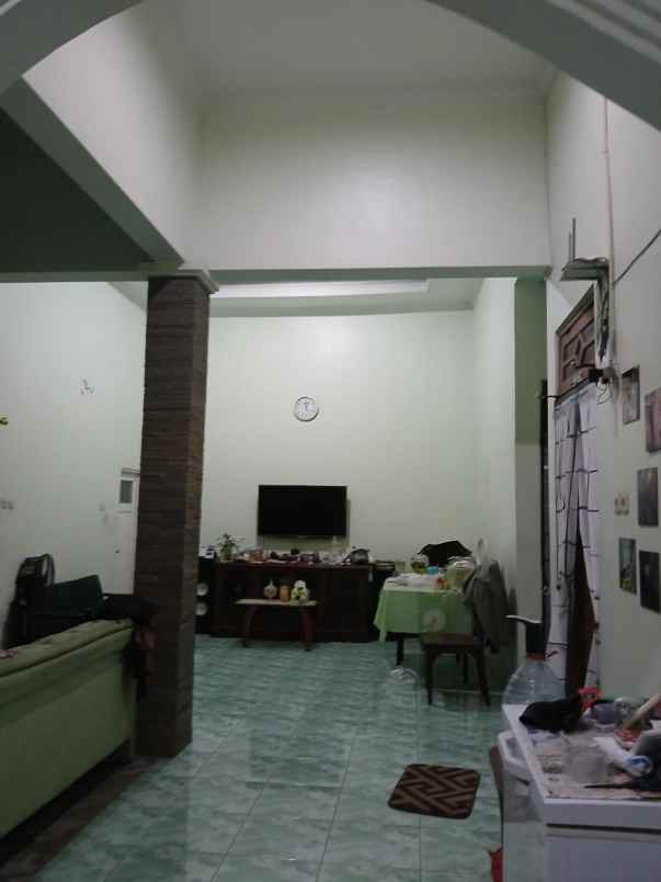 dijual rumah mega asri