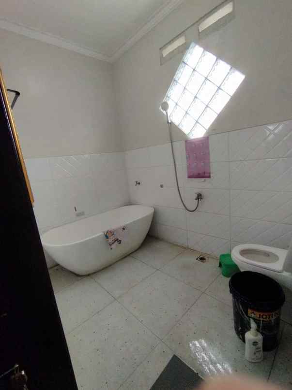 dijual rumah mewah komplek pharmindo cibeureum