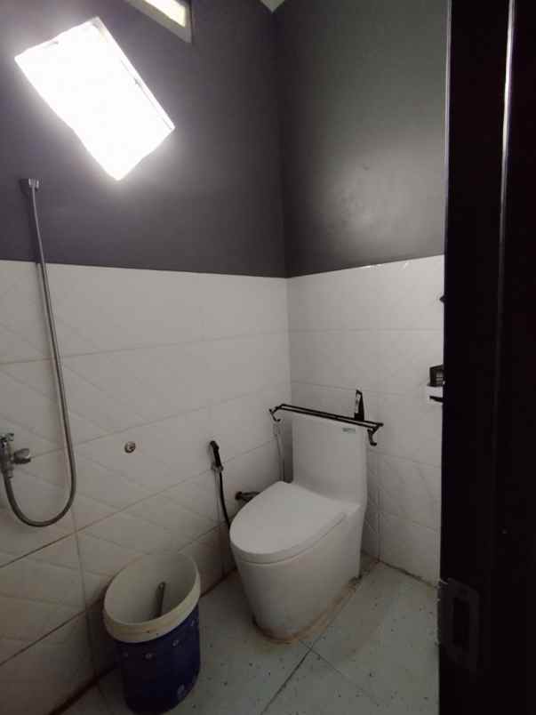 dijual rumah mewah komplek pharmindo cibeureum