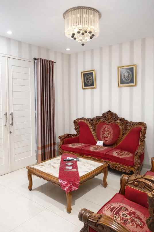 dijual rumah mewah strategis area turangga bandung