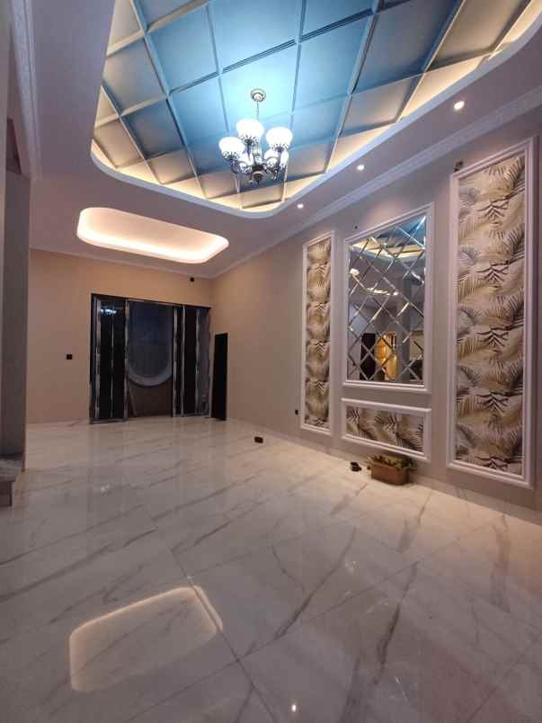 dijual rumah modern classic di jagakarsa jaksel