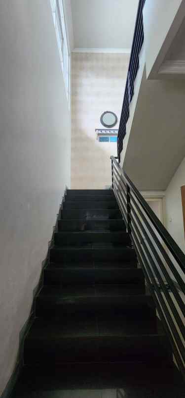dijual rumah mojoarum gubeng surabaya timur