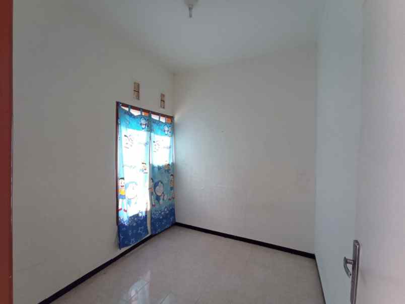 dijual rumah murah lokasi metro kota batu