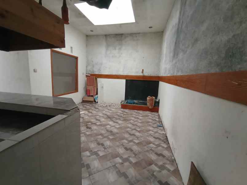 dijual rumah murah lokasi metro kota batu