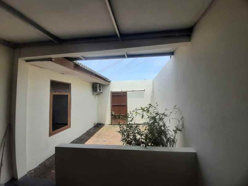 dijual rumah nogotirto