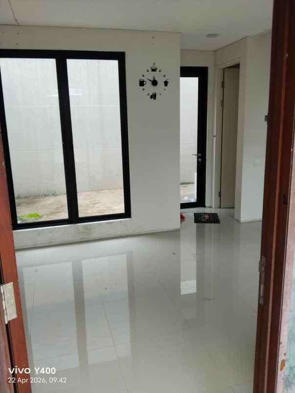 dijual rumah northwest lake citraland