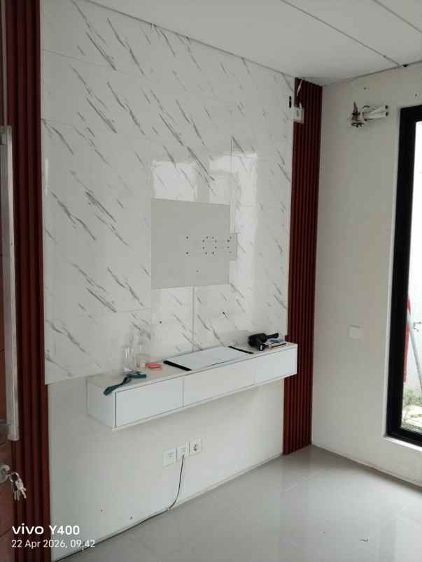 dijual rumah northwest lake citraland