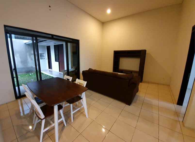 dijual rumah padalarang