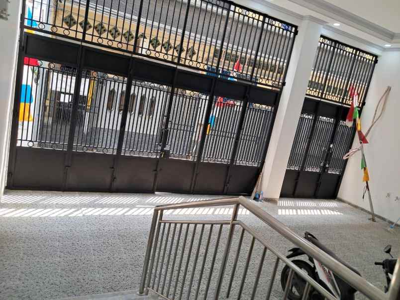 dijual rumah pademangan jakut 3 lantai bangunan baru