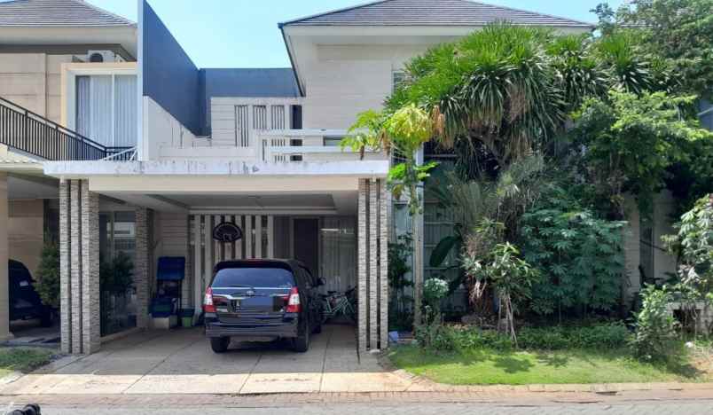 dijual rumah pakuwon city palm beach