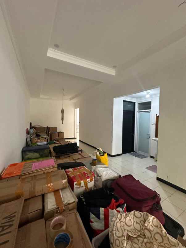 dijual rumah palem indah pondok kelapa