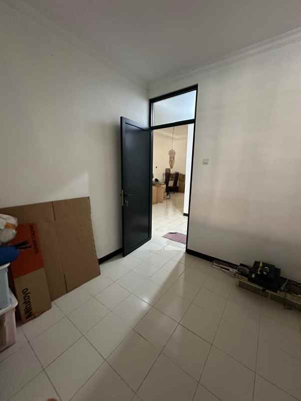 dijual rumah palem indah pondok kelapa