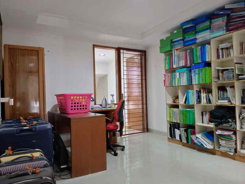 dijual rumah palmerah residen jakarta barat