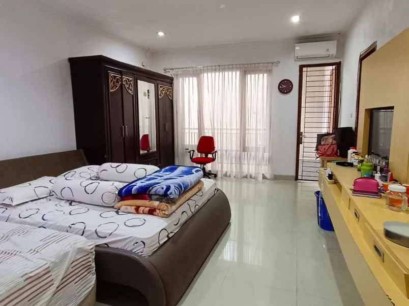 dijual rumah palmerah residen jakarta barat