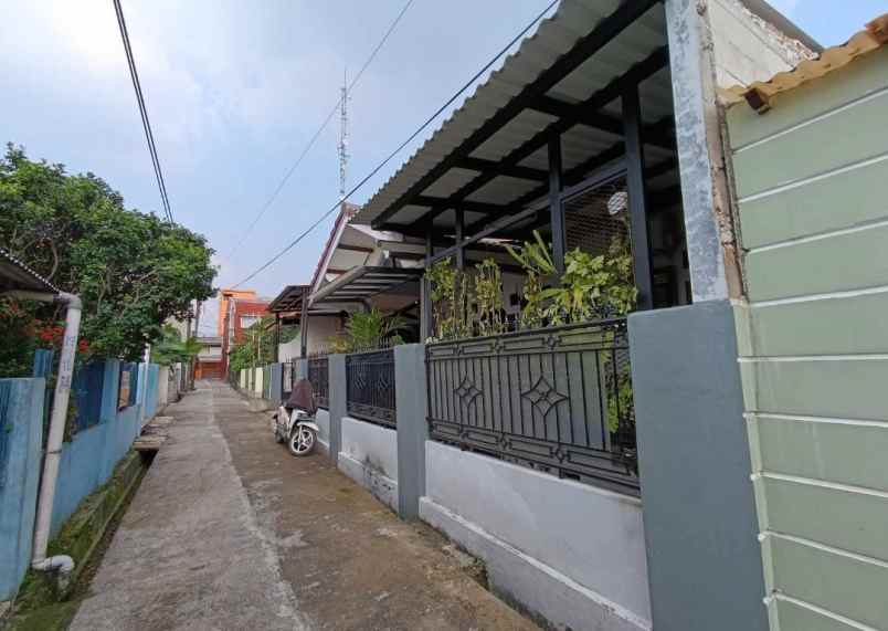 dijual rumah pancoran mas