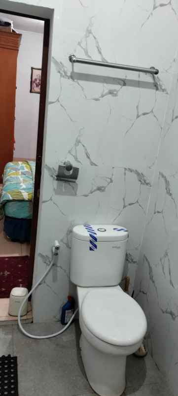 dijual rumah pancoran mas