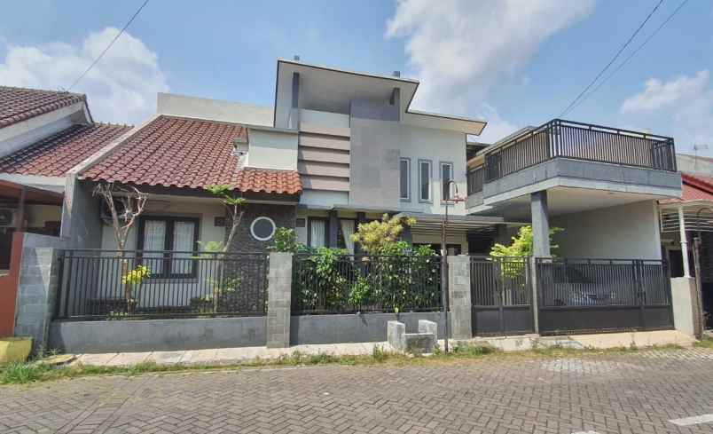 dijual rumah pandanwangi sulfat malang