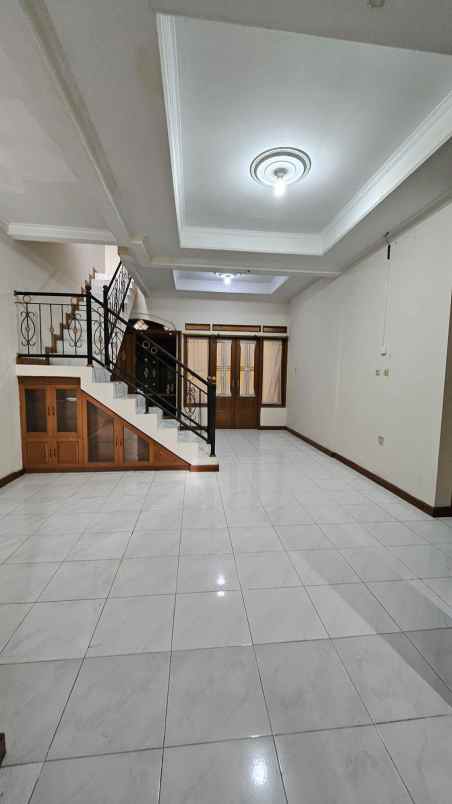 dijual rumah panorama alam parahyangan
