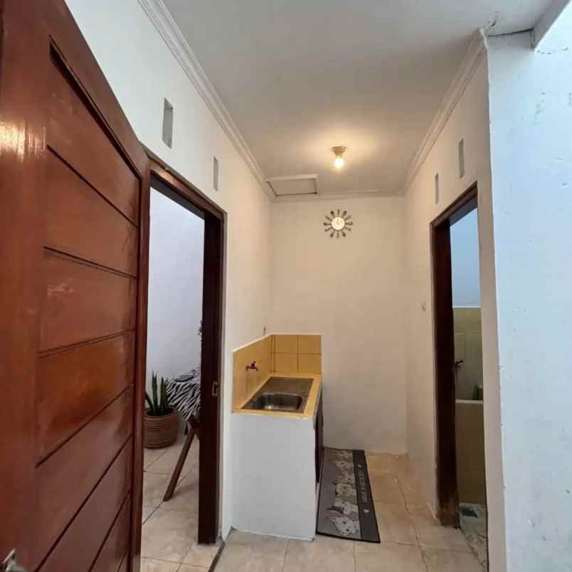 dijual rumah pasar pleret