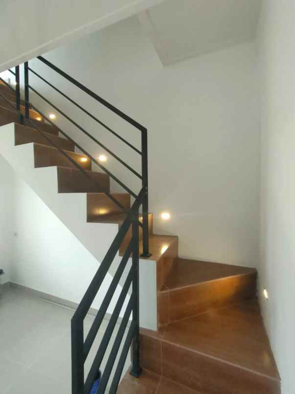 dijual rumah percetakaan negara