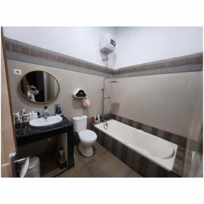 dijual rumah perum hasanah 7 hibrida 13