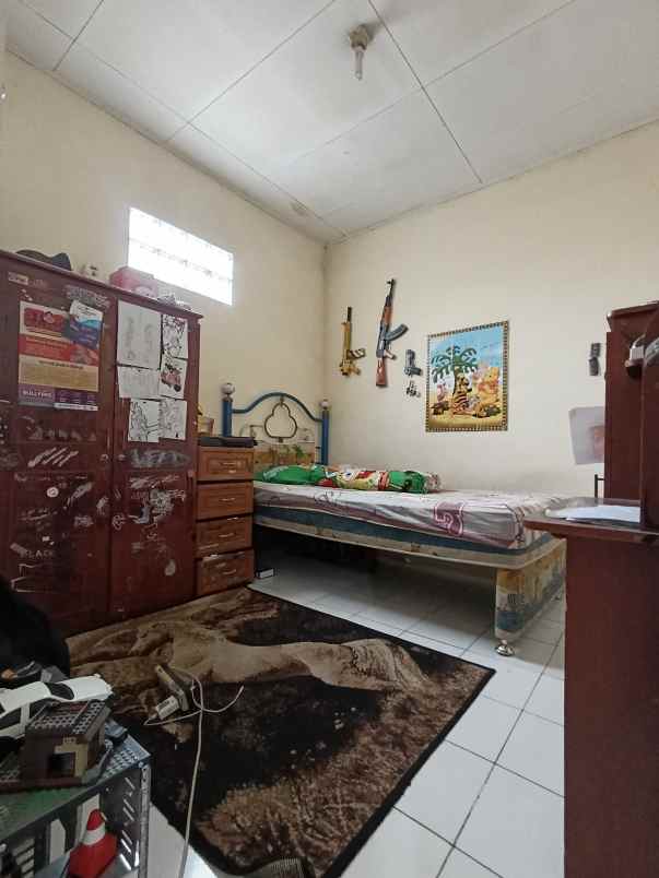 dijual rumah perumahan kalibaru permai