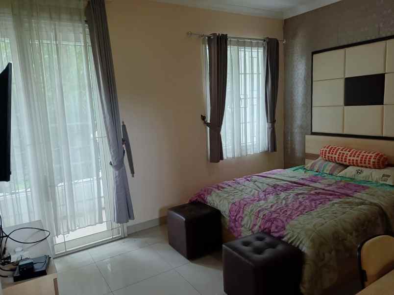 dijual rumah perumahan lippo cikarang